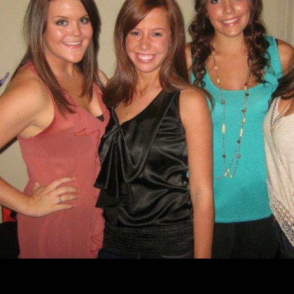 ARDEN B Black Silk Top - Picture 3 of 3